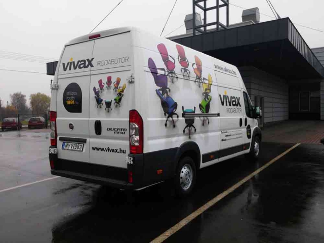 debrecen teherautó dekoráció készítés