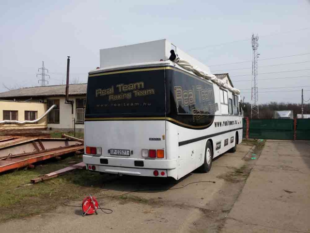 Autó reklámfelirat, reklámautó debrecen