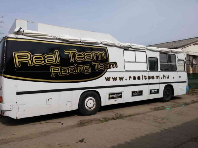 Autó reklámfelirat, reklámautó debrecen