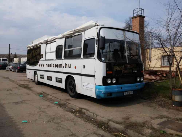 Autó reklámfelirat, reklámautó debrecen