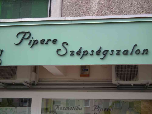 Debrecen cégtábla készítés