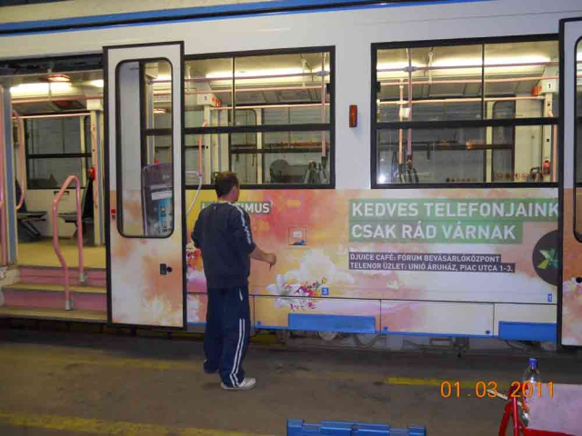 Villamos és autóbus dekoráció készítés debrecen