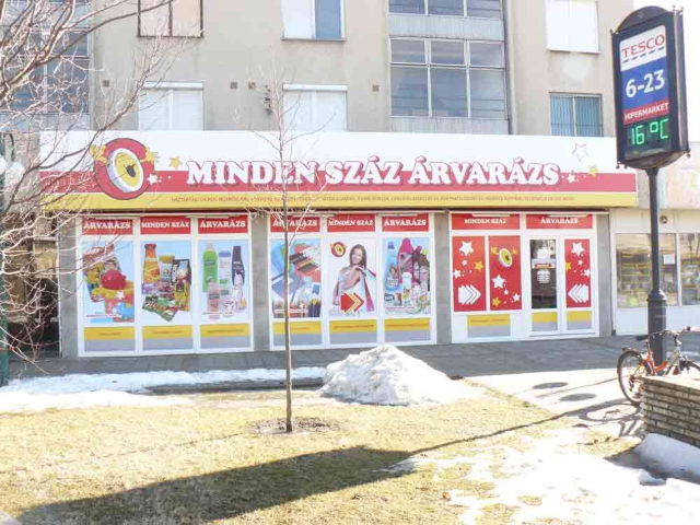 Hajdúszoboszló kirakat és ablak dekoráció készítés