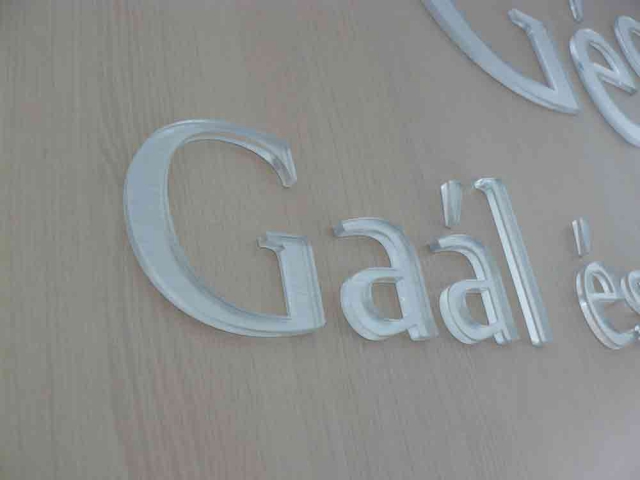 Debrecen üzlet dekoráció készítés