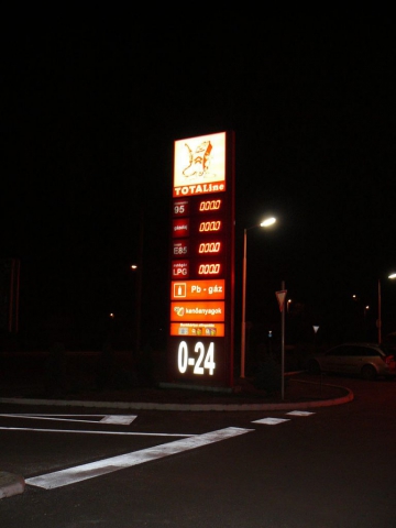 Reklámtábla Debrecen