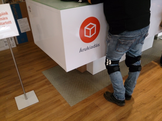 Kirakat dekoráció és ablak dekoráció Debrecen