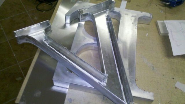 3D világító betű, plasztikus betű, reklám betű Debrecen