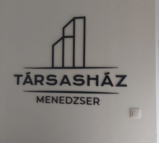 3D világító betű, plasztikus betű, reklám betű Debrecen