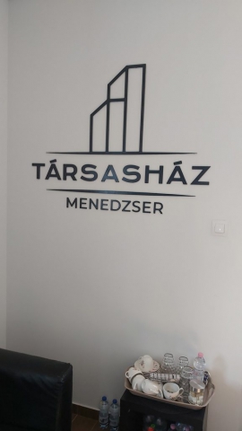 3D világító betű, plasztikus betű, reklám betű Debrecen