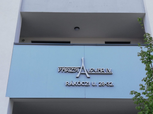 3D világító betű, plasztikus betű, reklám betű, Dibond térbetű, indirekt világító betű Debrecen